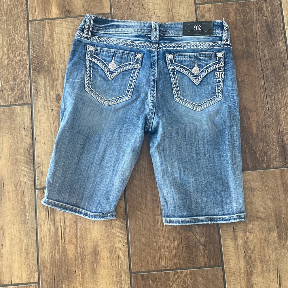 Miss me Bermuda short